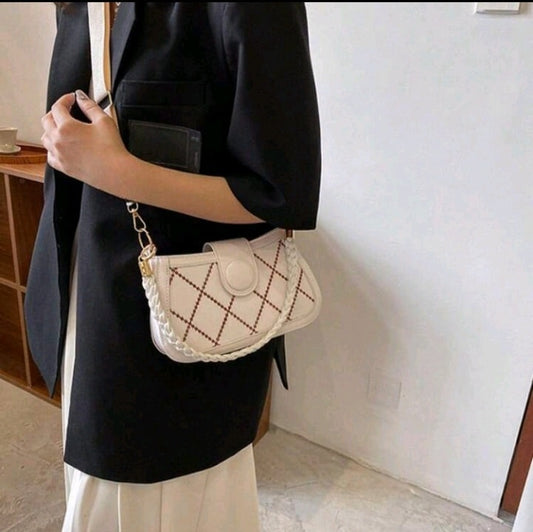 شنطة كروس أوف وايت